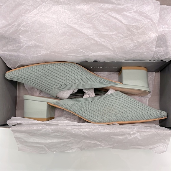 *NEW* TIJN Pointed Toe Heeled Mules sandals Sage Green - Picture 8 of 16